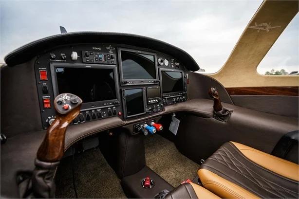 2006 LANCAIR IV-P Photo 5