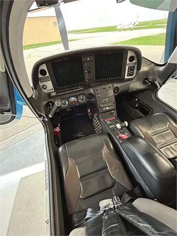 2011 CIRRUS SR22-G3 Photo 5