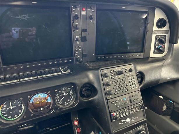 2011 CIRRUS SR22-G3 Photo 6