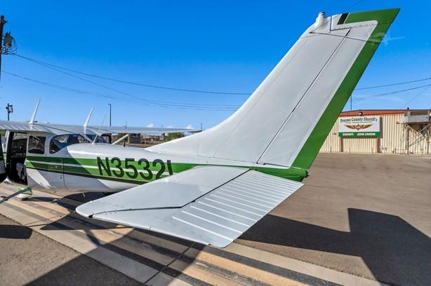 1963 CESSNA 182 SKYLANE Photo 3
