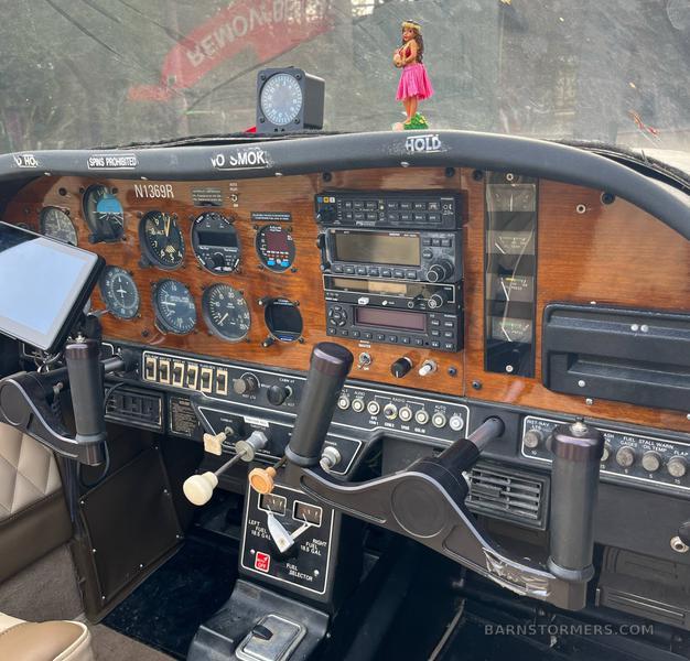 1975 GRUMMAN AA-5 TRAVELER Photo 7