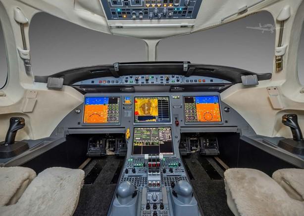 2010 DASSAULT FALCON 7X Photo 3