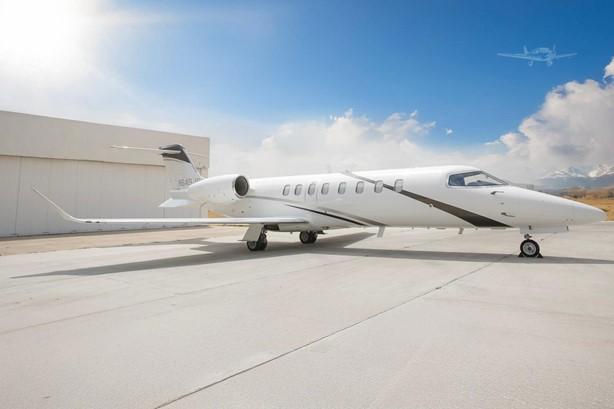 2016 LEARJET 75 Photo 2