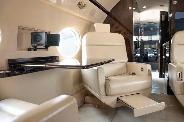 2010 GULFSTREAM G550 Photo 7