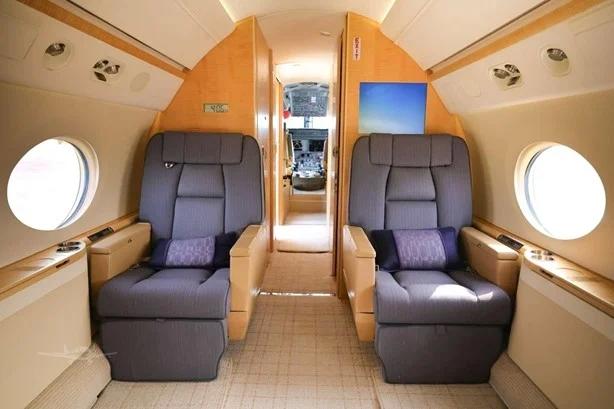 2005 GULFSTREAM G550 Photo 4