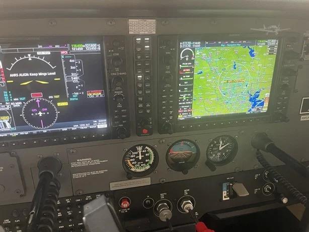 2019 CESSNA 172S SKYHAWK SP Photo 3