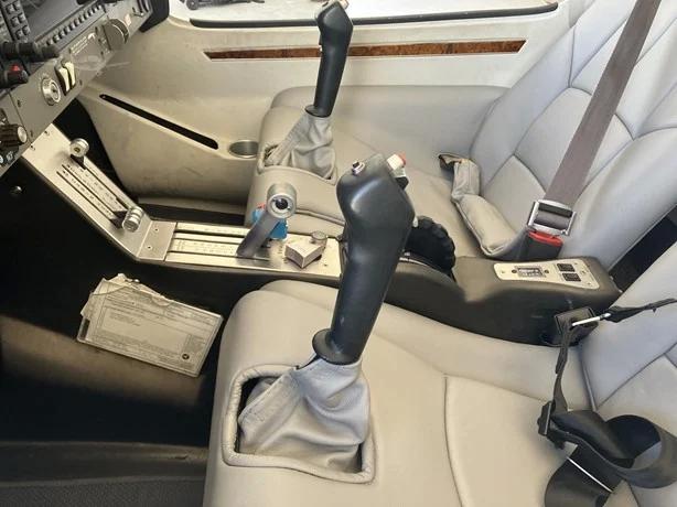 2007 DIAMOND DA40 XLS Photo 2