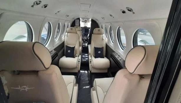 2001 BEECHCRAFT KING AIR B200 Photo 5