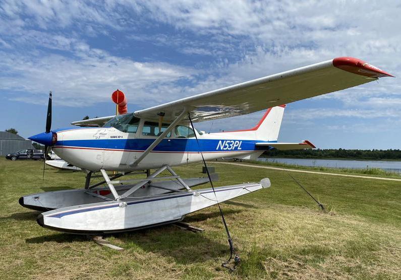 1977 Cessna 172XP Photo 2