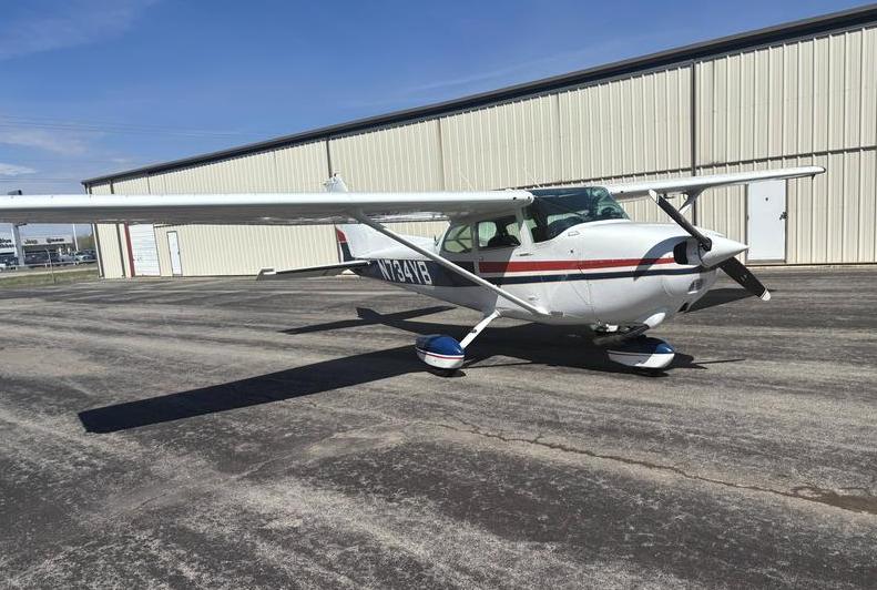 1977 CESSNA172N WITH FLOAT KIT  Photo 5