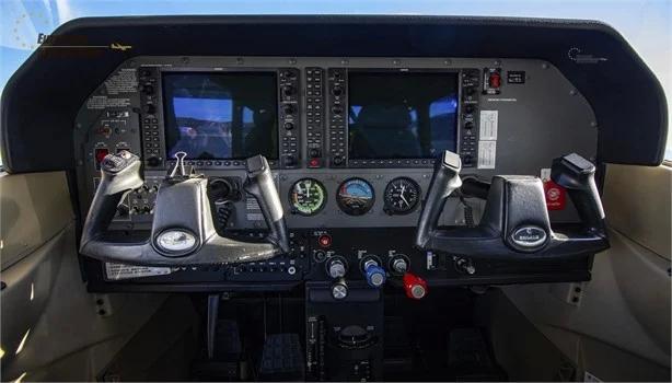 2008 CESSNA 182T SKYLANE Photo 4