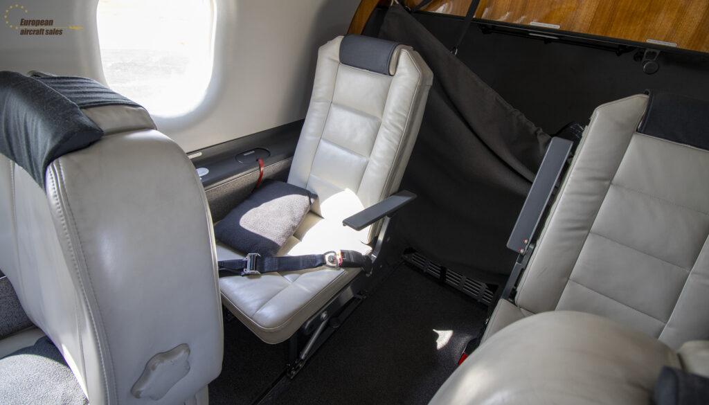 2011 PILATUS PC-12 NG Photo 2