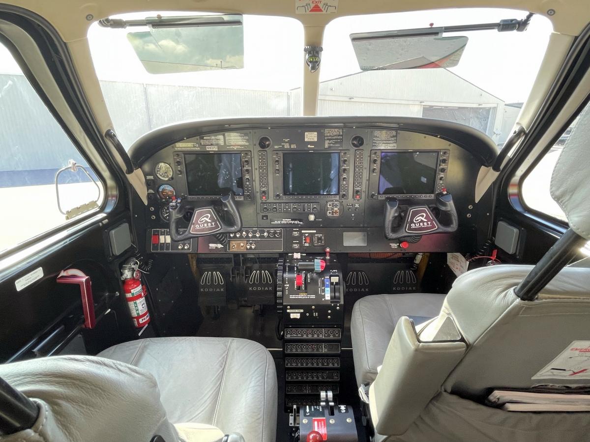 2015 Quest Kodiak Amphib Photo 3