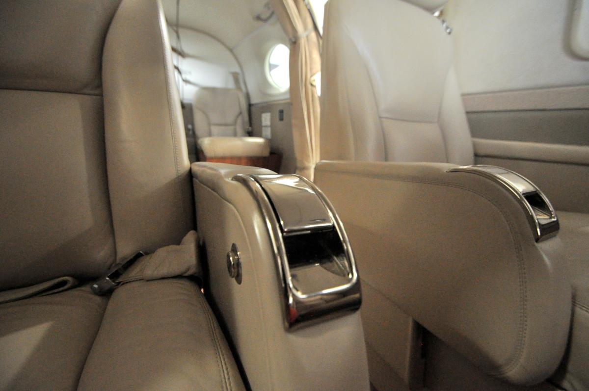 2006 Beechcraft King Air C90GT Photo 6