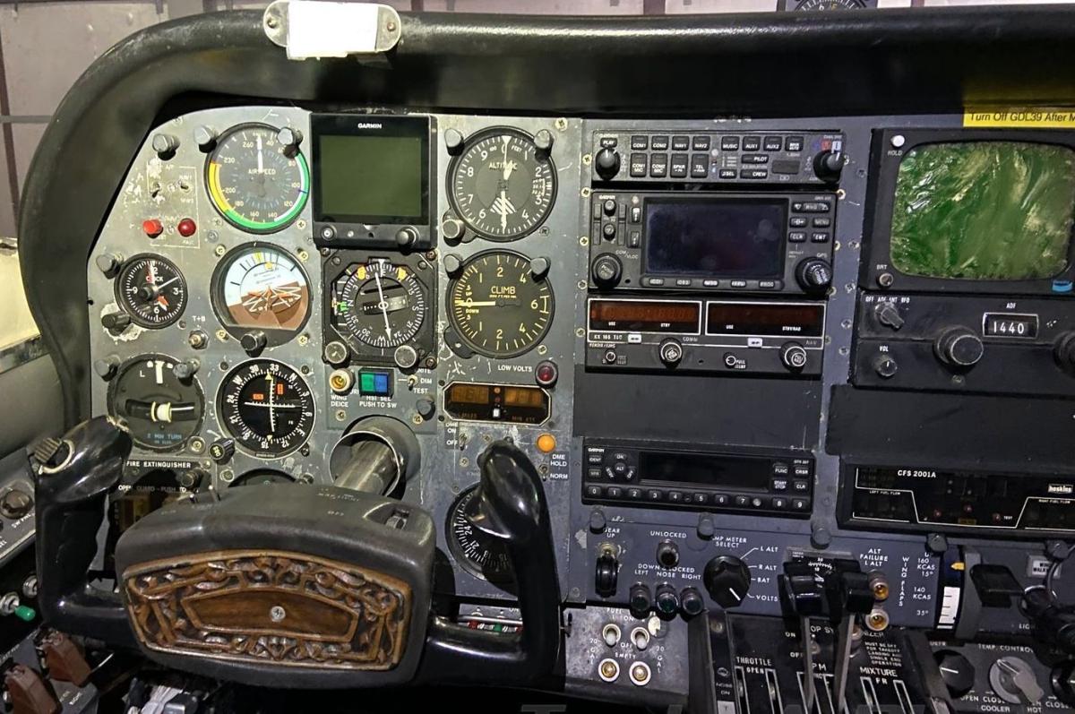 1975 Cessna T310R Photo 5