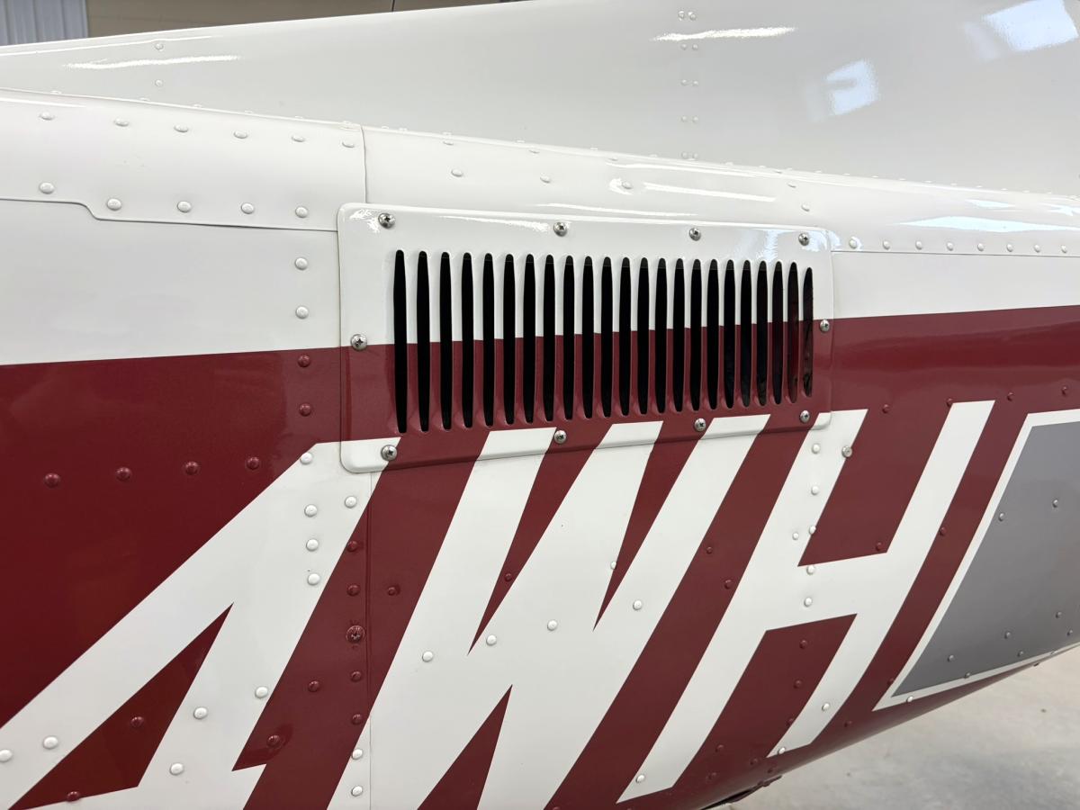 1981 Cessna P210N Photo 3