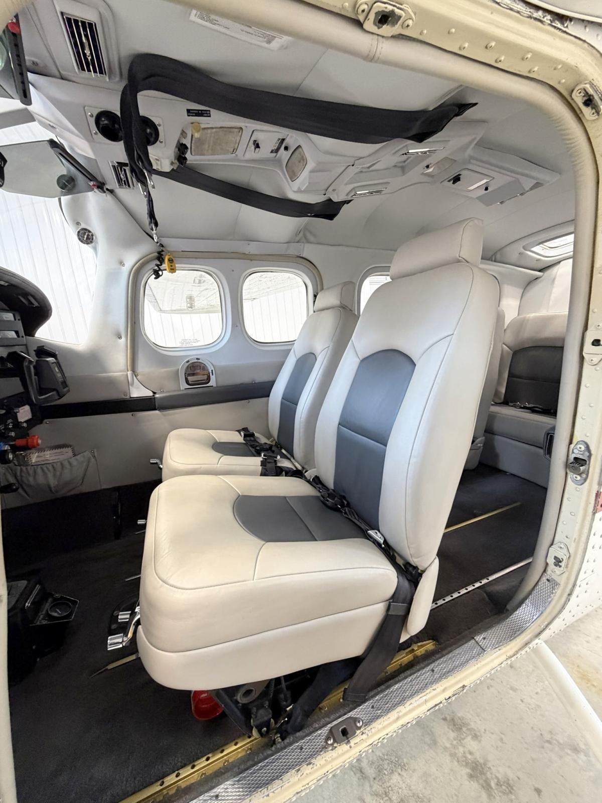 1981 Cessna P210N Photo 6