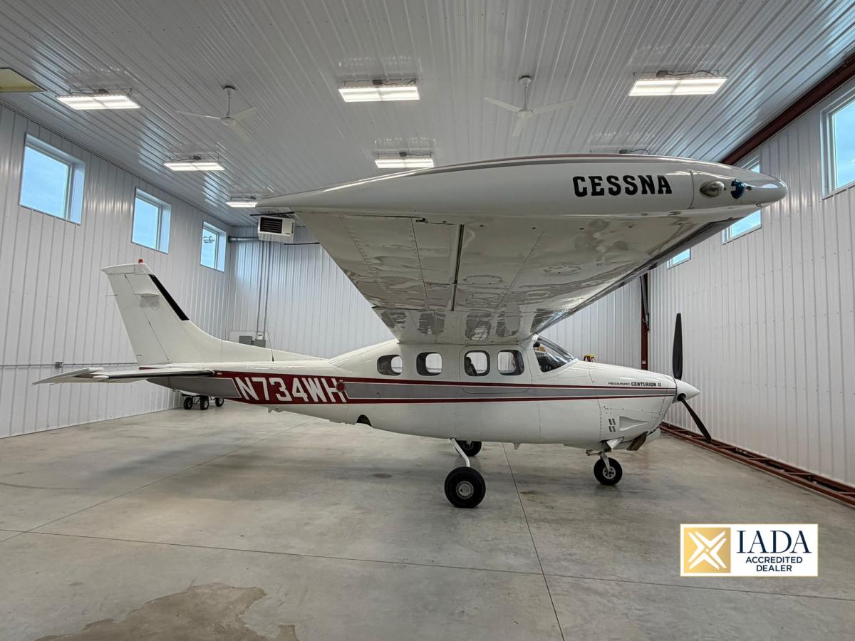 1981 Cessna P210N Photo 3