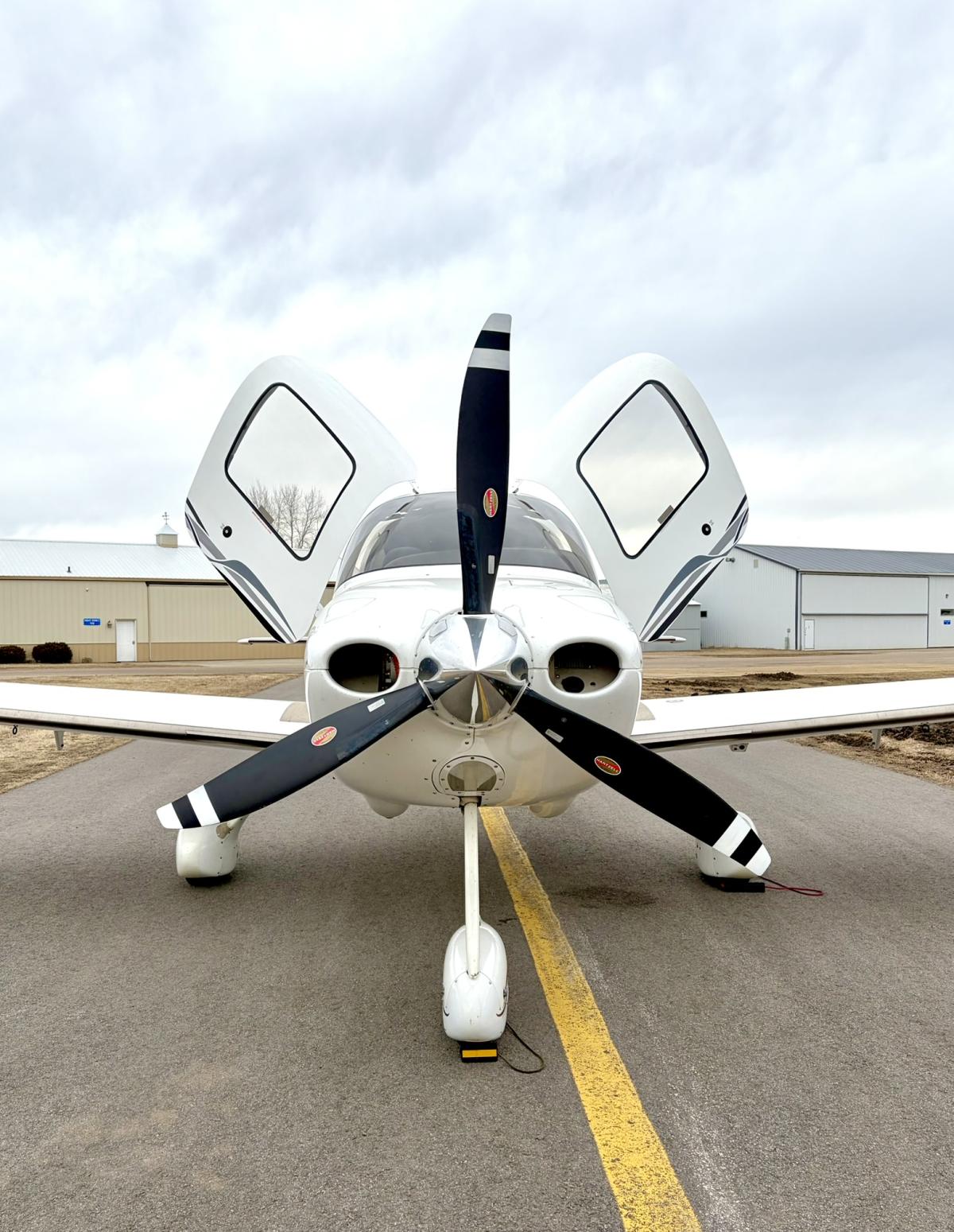 2008 Cirrus SR22-G3 Photo 6