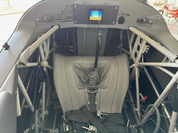 2017 EXTRA AIRCRAFT EA 330LT Photo 5