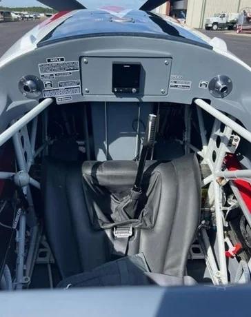 2017 EXTRA AIRCRAFT EA 330LX Photo 6