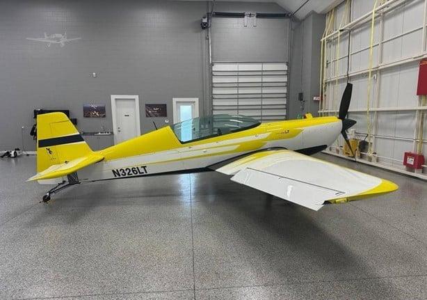 2013 EXTRA AIRCRAFT EA 330LT Photo 3