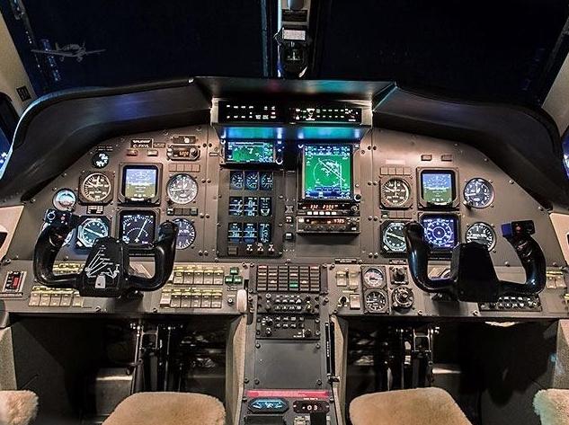 2000 PILATUS PC-12/45 Photo 4