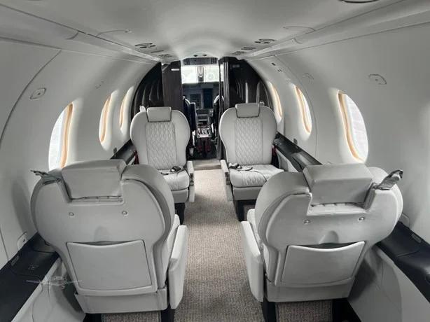 2002 PILATUS PC-12/45 Photo 4