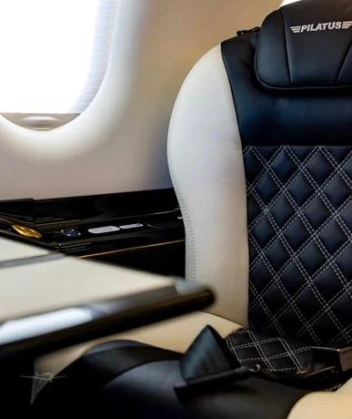 2000 PILATUS PC-12/45 Photo 3