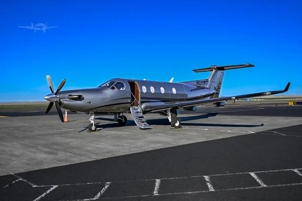 2004 PILATUS PC-12/45 Photo 2
