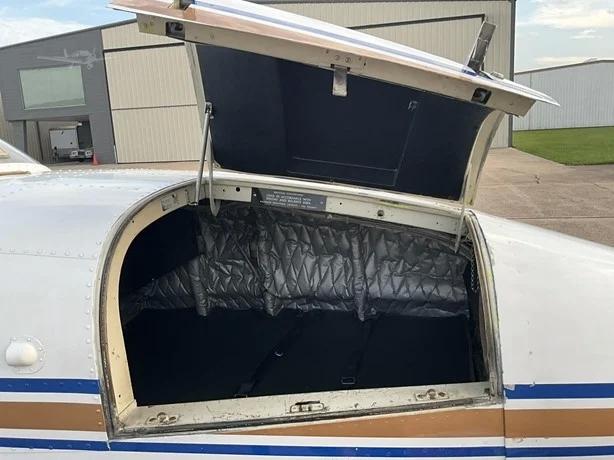 1981 BEECHCRAFT 58P BARON Photo 4