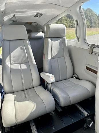 1980 BEECHCRAFT F33A BONANZA Photo 5