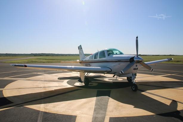 1988 BEECHCRAFT F33A BONANZA Photo 3