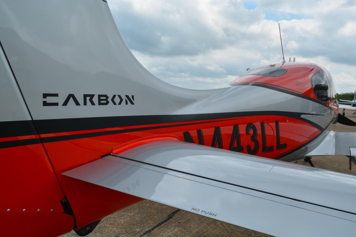 2017 Cirrus SR22 G6 Turbo Photo 4