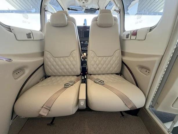 2015 BEECHCRAFT G36 BONANZA Photo 4