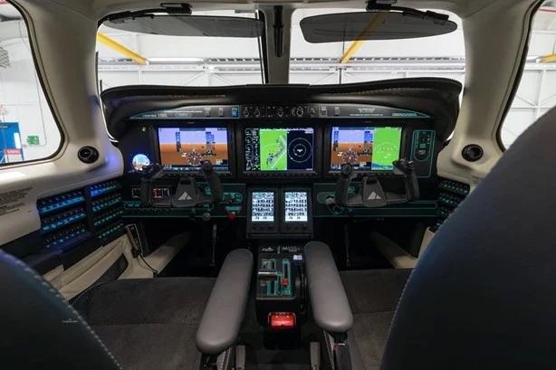 2025 PIPER M600 SLS Photo 6