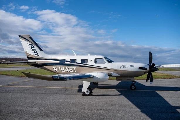 2025 PIPER M700 Photo 2