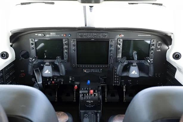 2026 PIPER M350 Photo 6