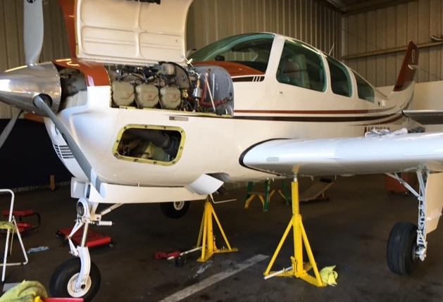 1988 Beech Bonanza F33A Photo 3