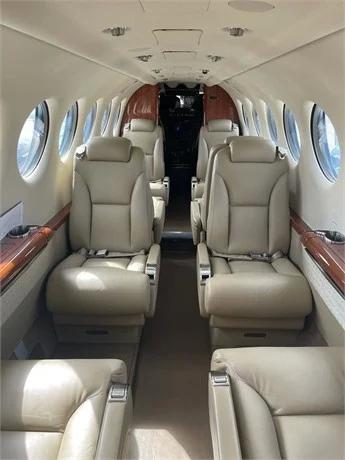 2014 BEECHCRAFT KING AIR 350 Photo 5