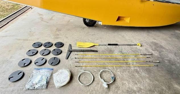 CLAYMAR 2500 FLOATS Photo 5