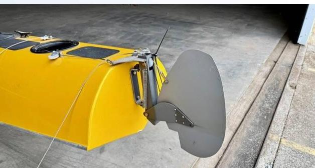 CLAYMAR 2500 FLOATS Photo 3