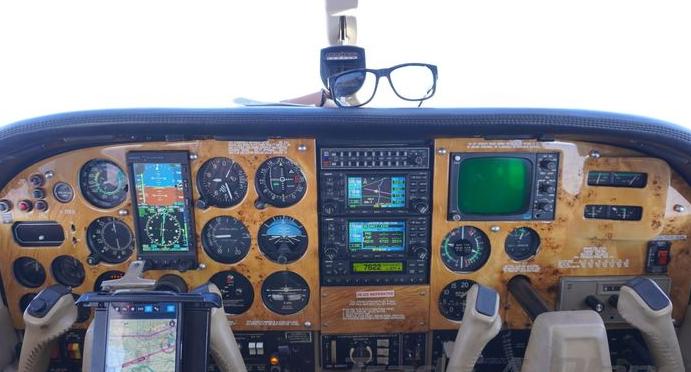 1978 CESSNA P210N Photo 3