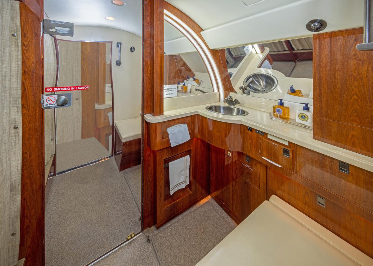 1989 Gulfstream GIV Photo 6