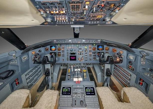 1993 BOMBARDIER CHALLENGER 601-3R Photo 6