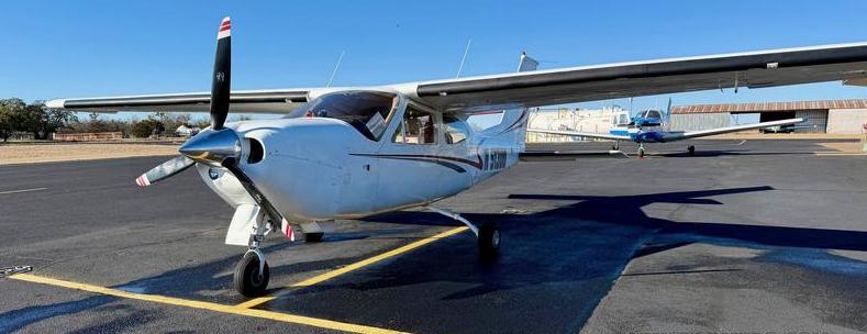 1977 CESSNA CARDINAL 177RG Photo 2
