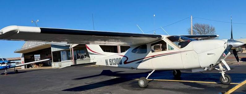 1977 CESSNA CARDINAL 177RG Photo 2