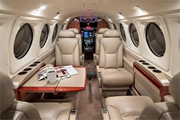 2014 BEECHCRAFT KING AIR 250 Photo 4