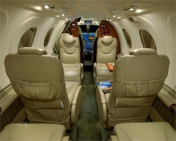 2004 BEECHCRAFT PREMIER I Photo 3
