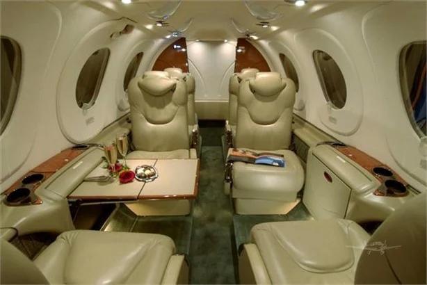 2004 BEECHCRAFT PREMIER I Photo 4